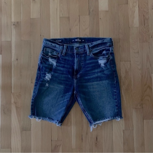 Hollister Skinny Denim Epic Flex Distressed Shorts - Picture 5 of 8